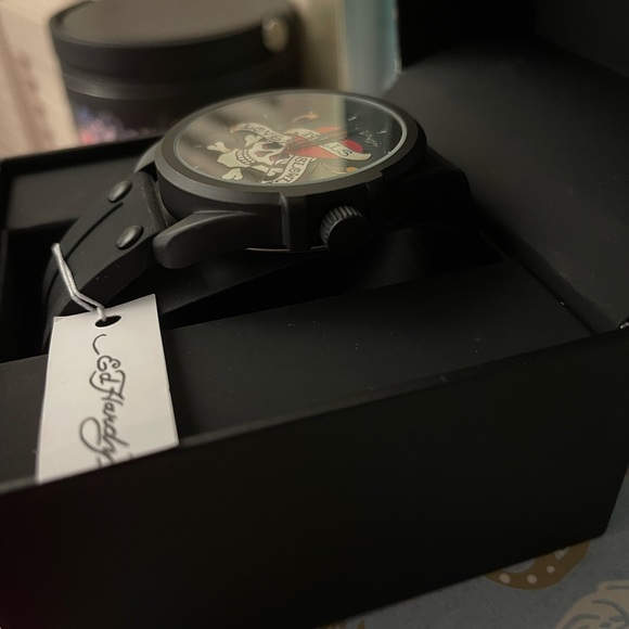 NIB ED HARDY WATCH - Picture 9 of 13